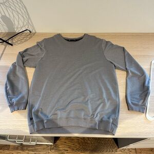 Travis Mathew Men's Crewneck Sweatshirt in Gray